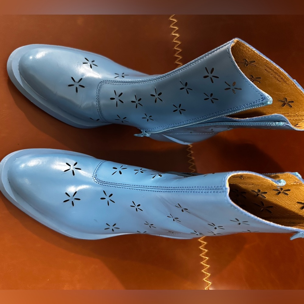 Camper blue leather boots